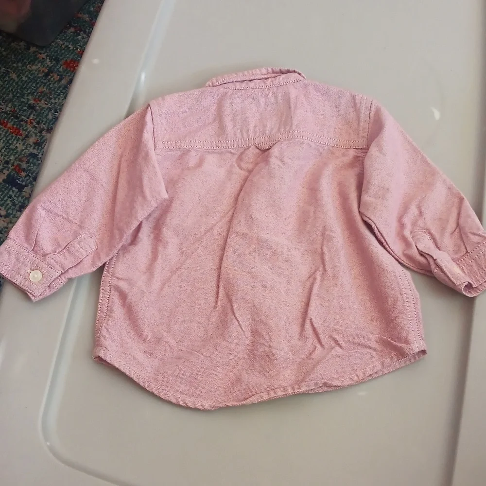Old Navy heathered red button-up shirt